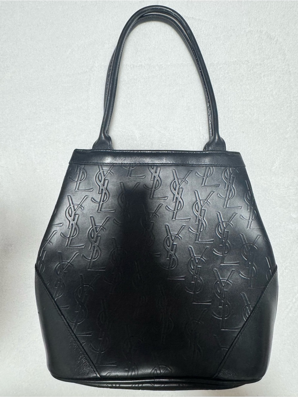 Saint Laurent Black Embossed Logo Shoulder Bag - Picture 2 of 12